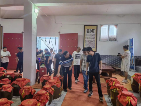  西平縣蘆廟鄉(xiāng)持續(xù)推進(jìn)“西酒發(fā)展助推鄉(xiāng)村振興”工作