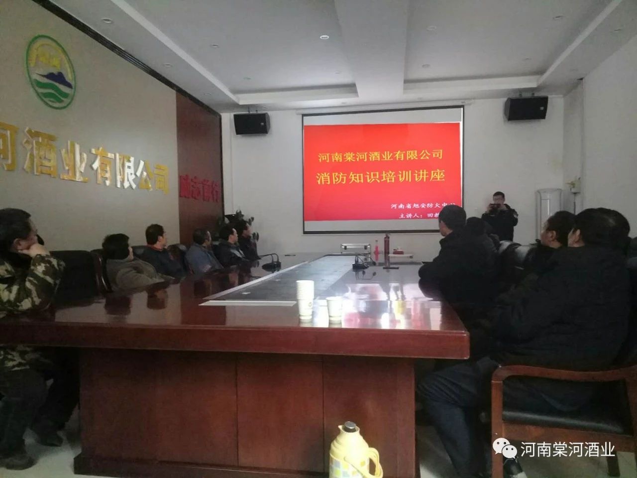 ec135e280dd980575086ae5c70f19633.jpg ec135e280dd980575086ae5c70f19633.jpg