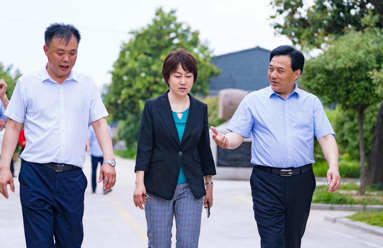 a02c5518fa57dcc93d538bd51647b854.jpg a02c5518fa57dcc93d538bd51647b854.jpg